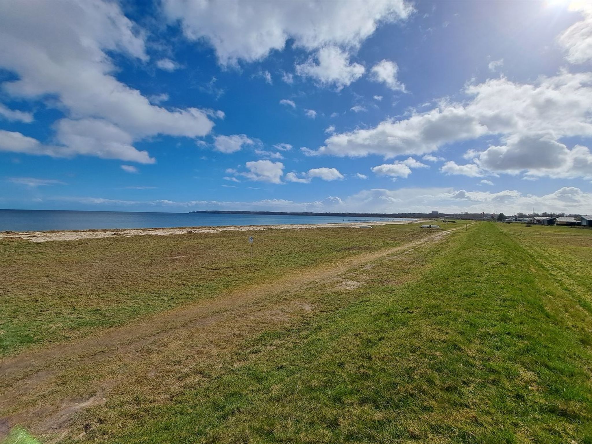 "Dory" - 30m from the sea-Buiten