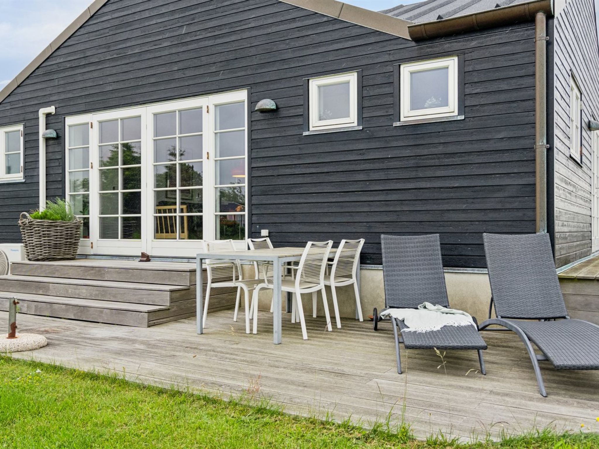 "Dory" - 30m from the sea - Buiten