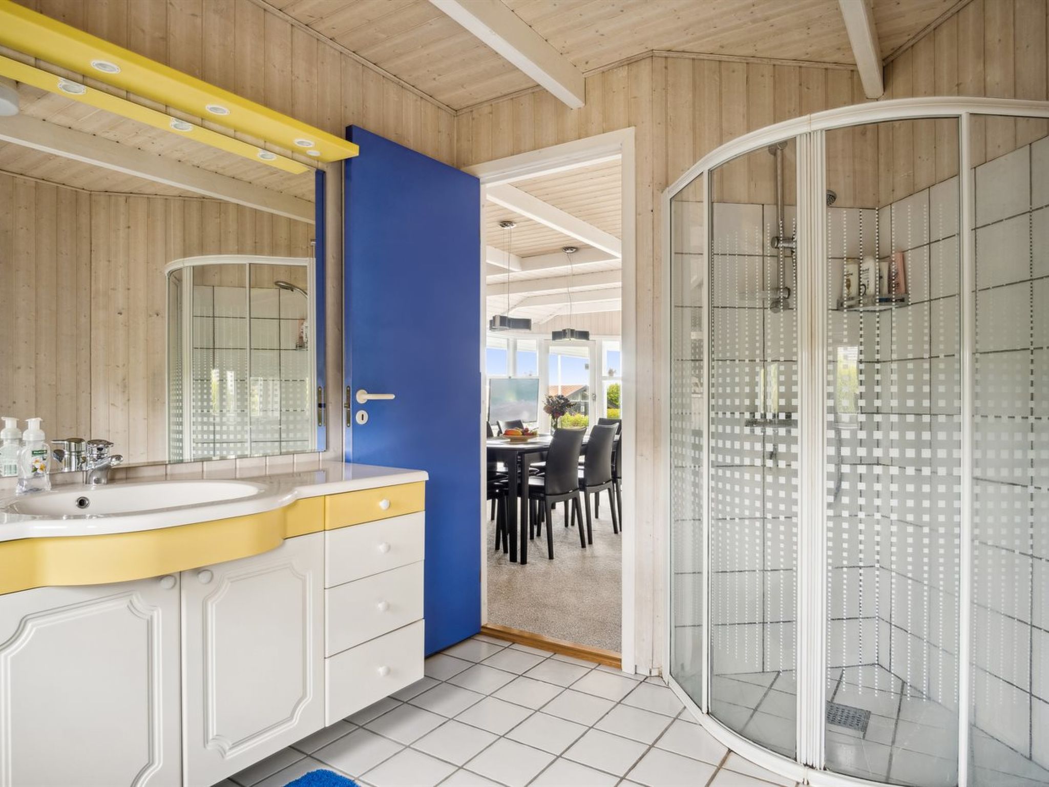 "Nahele" - 150m from the sea - Binnen