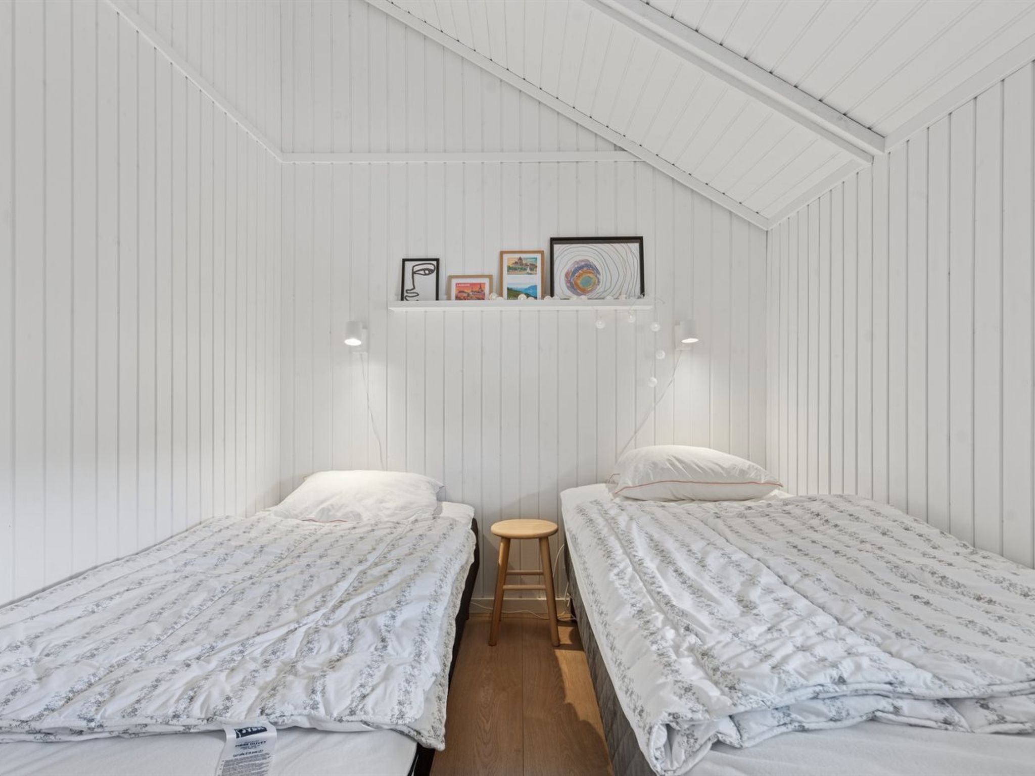 "Hannah" - 200m from the sea-Inside