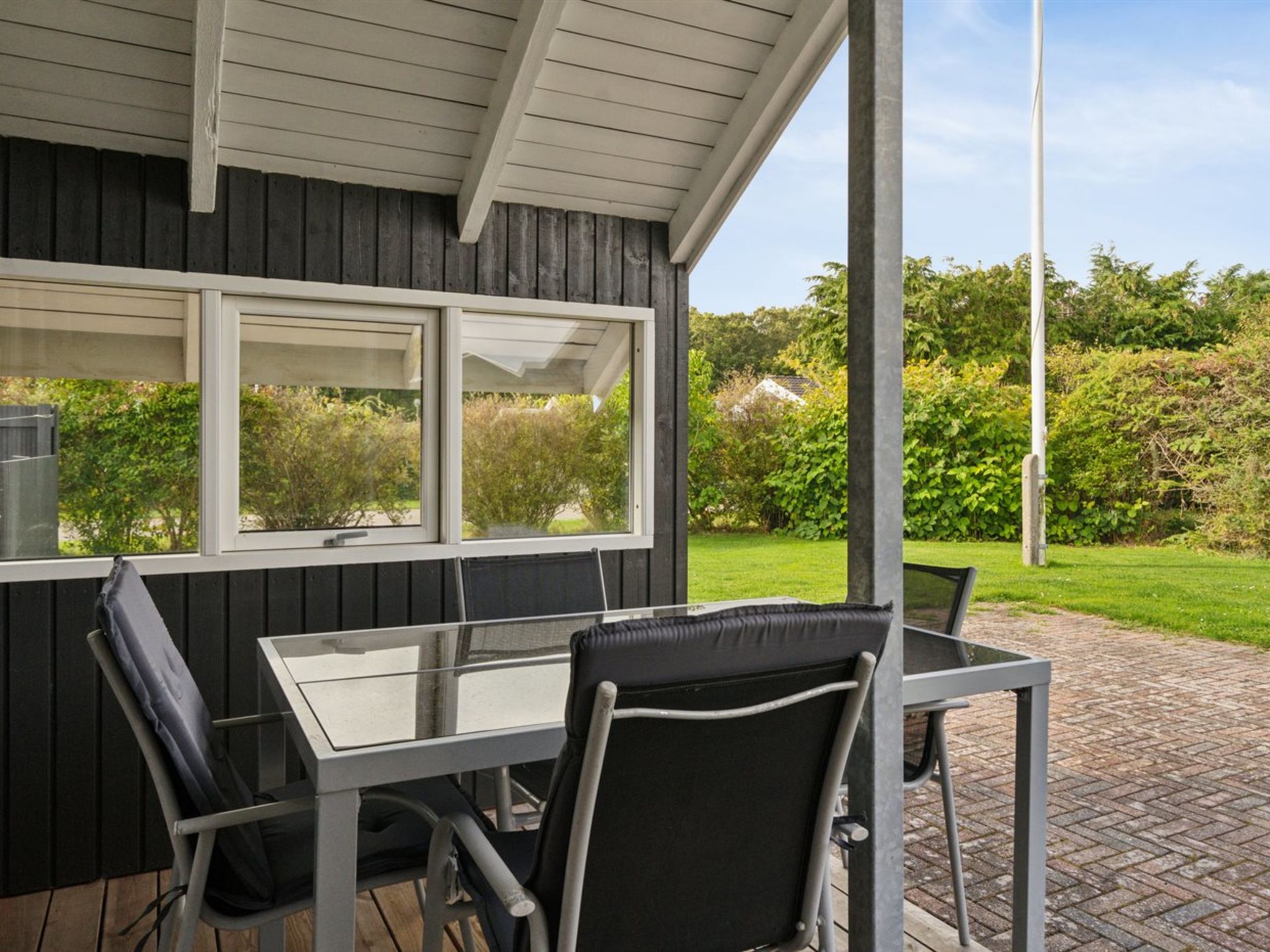 "Hannah" - 200m from the sea - Buiten