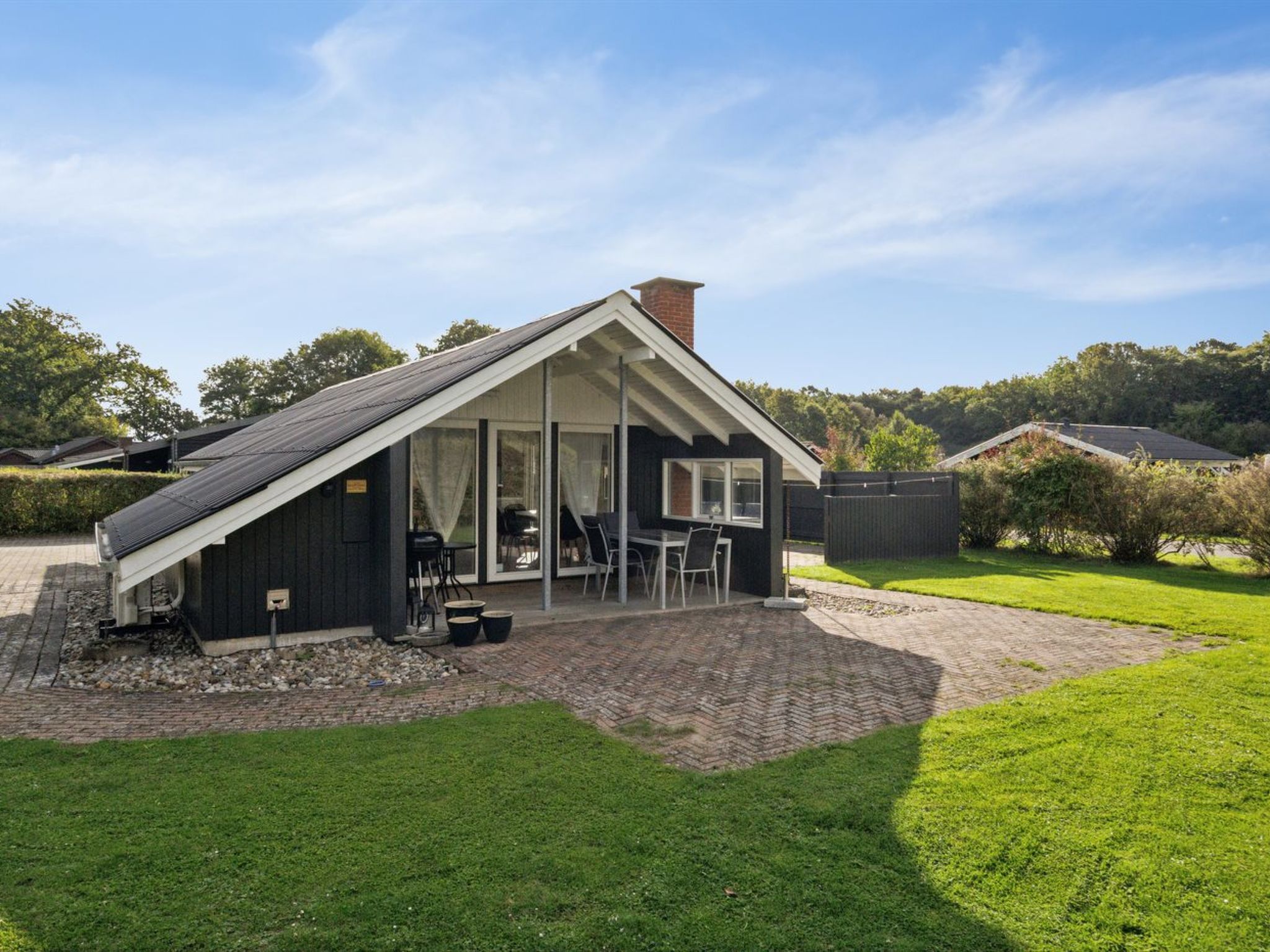 "Hannah" - 200m from the sea - Buiten