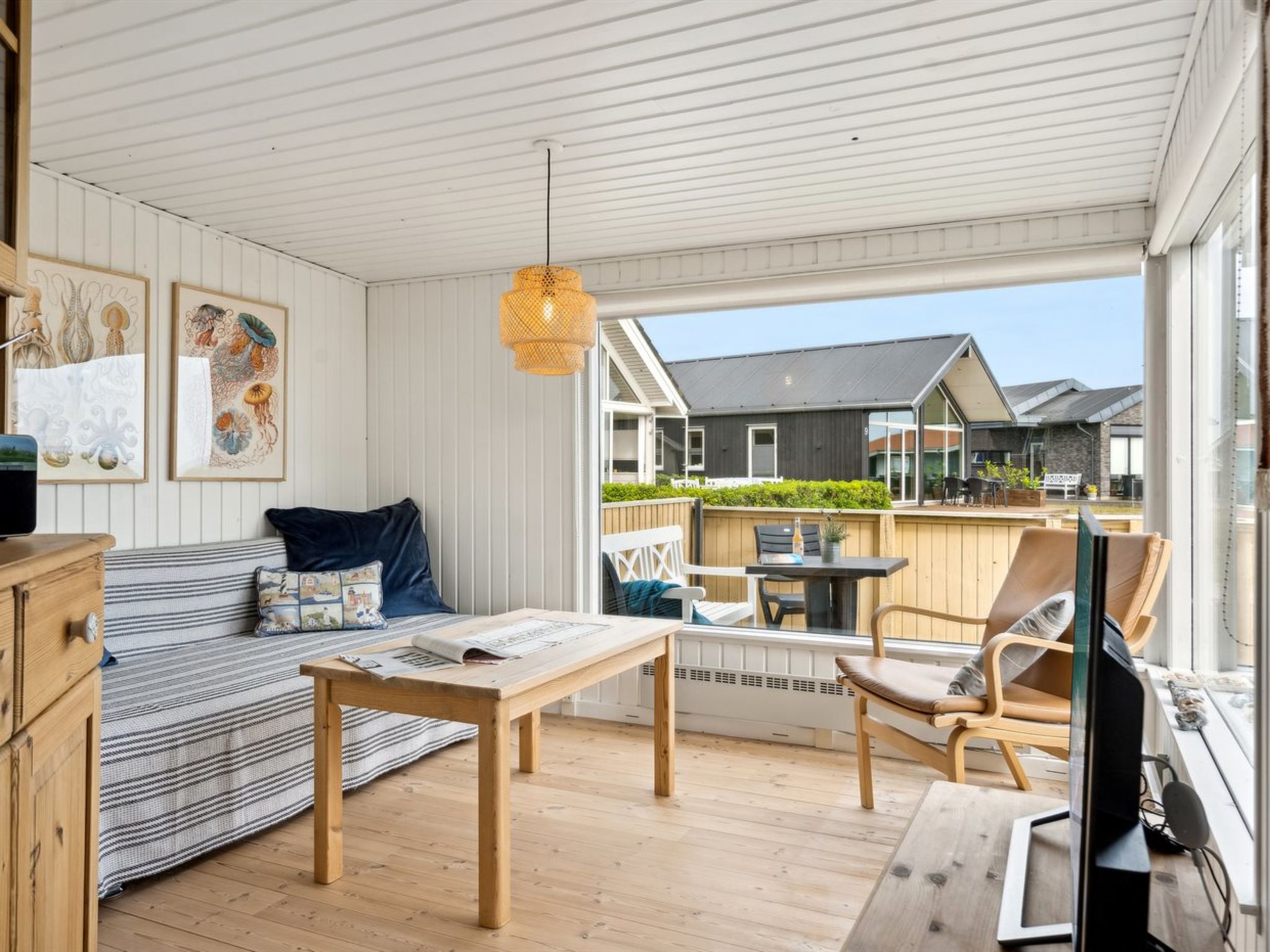 "Gudmar" - 75m from the sea-Binnen