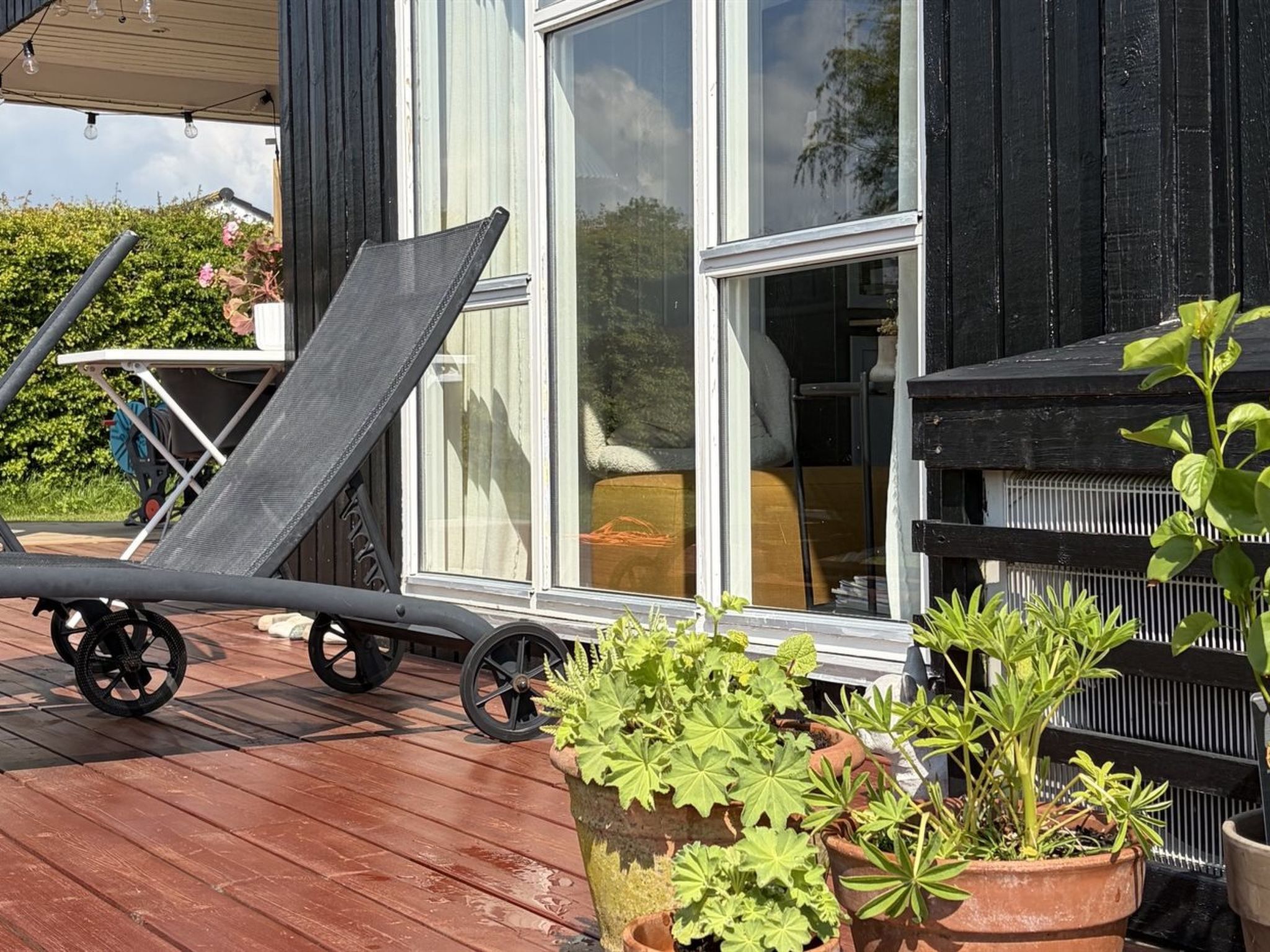 "Bjarni" - 180m from the sea - Buiten