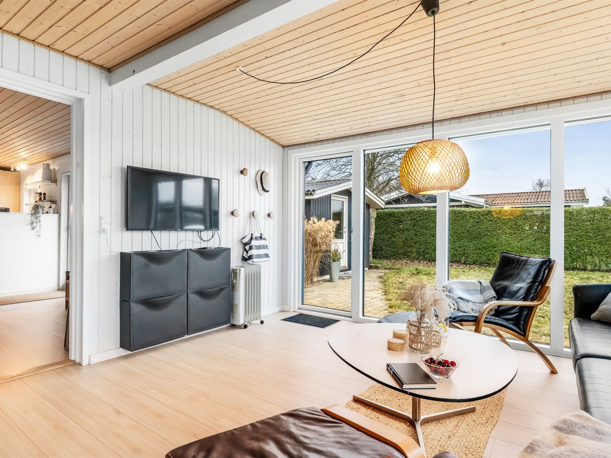 "Sampsa" - 350m from the sea - Binnen
