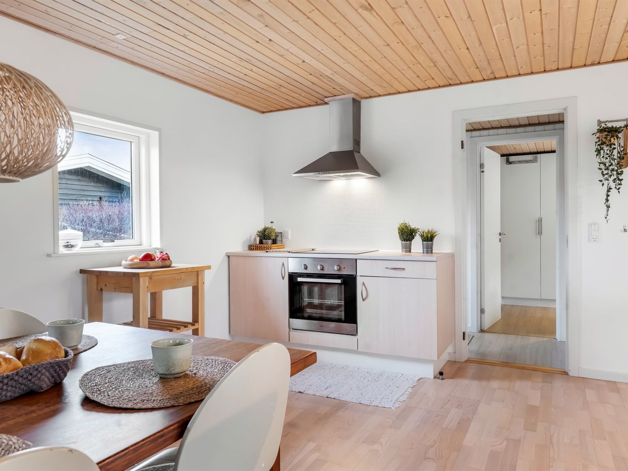 "Sampsa" - 350m from the sea - Binnen