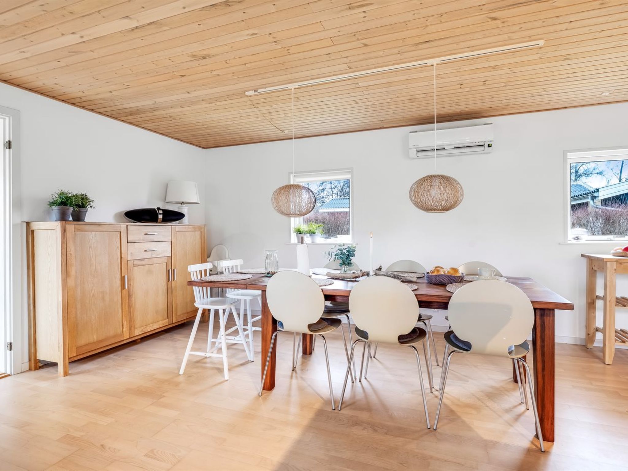 "Sampsa" - 350m from the sea - Binnen
