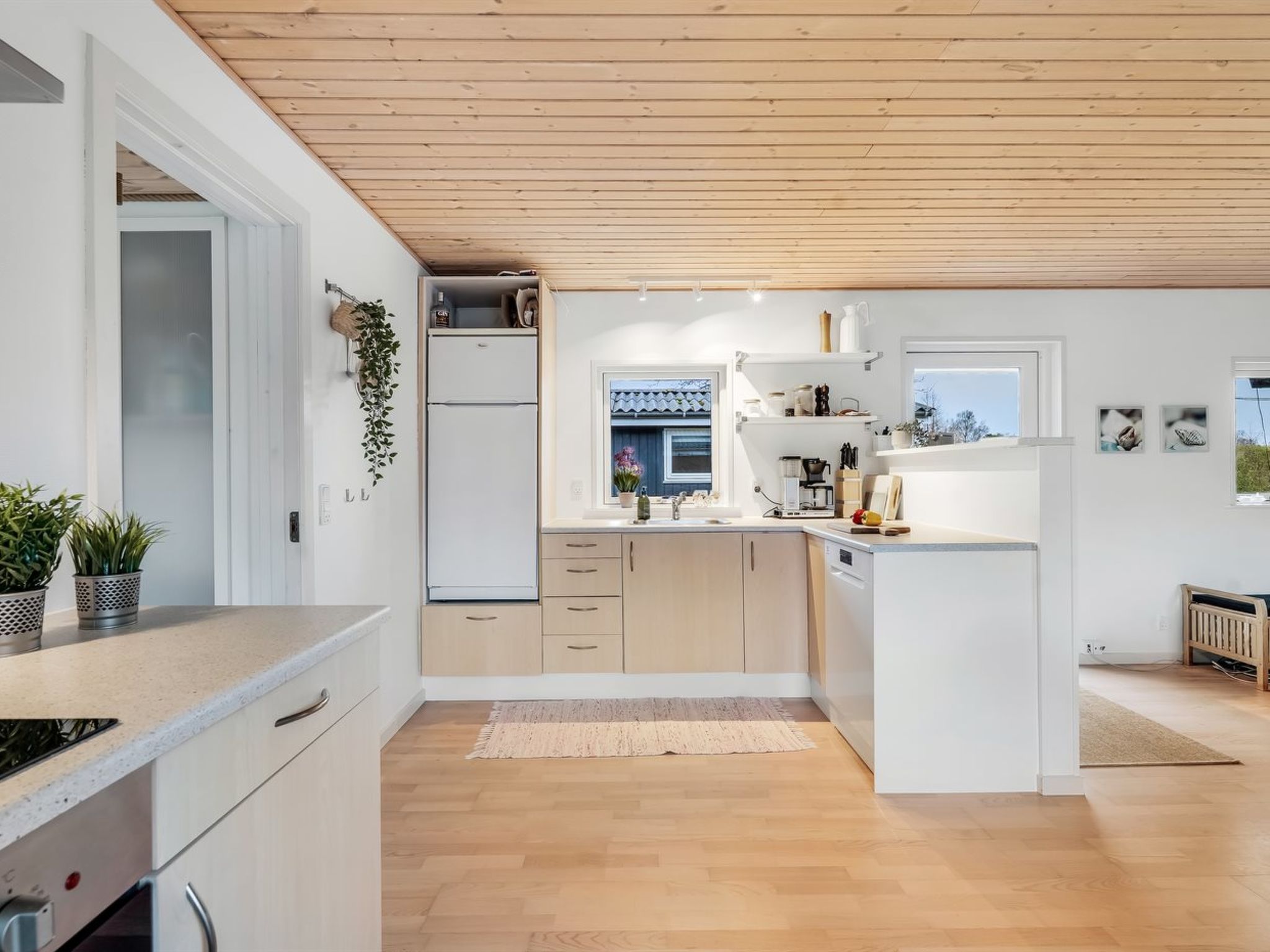 "Sampsa" - 350m from the sea - Binnen