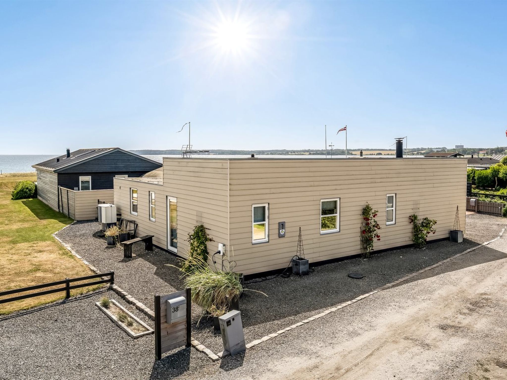 "Vaska" - 75m from the sea - Buiten