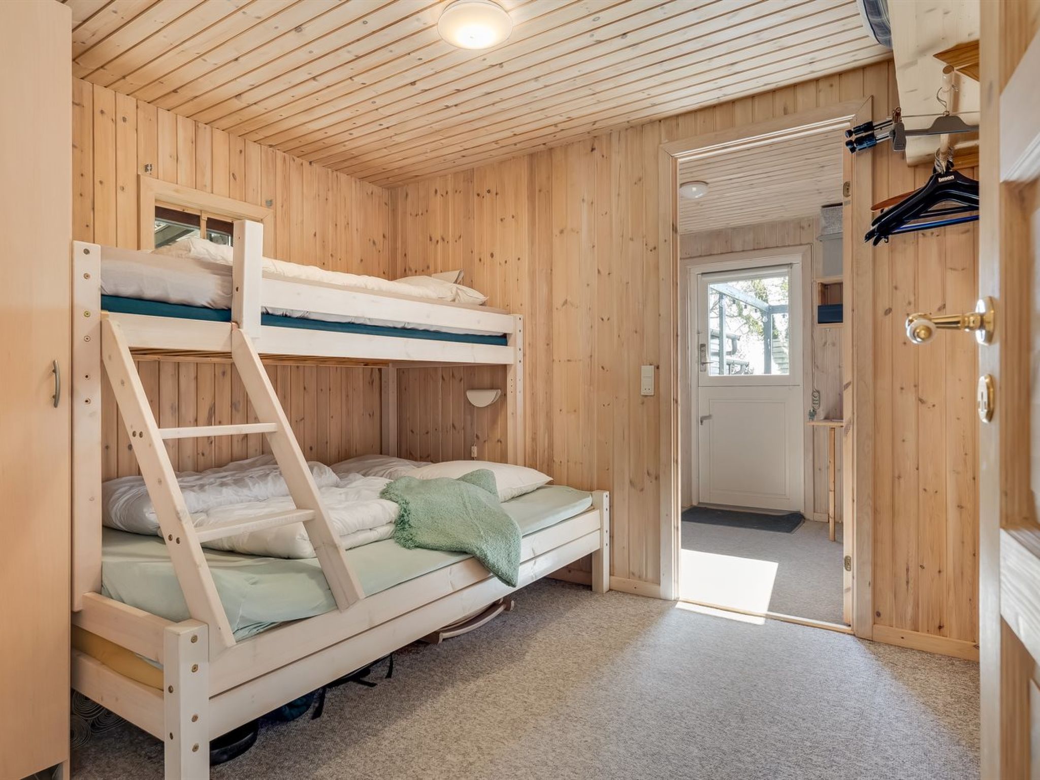 "Sinnika" - 550m from the sea - Binnen