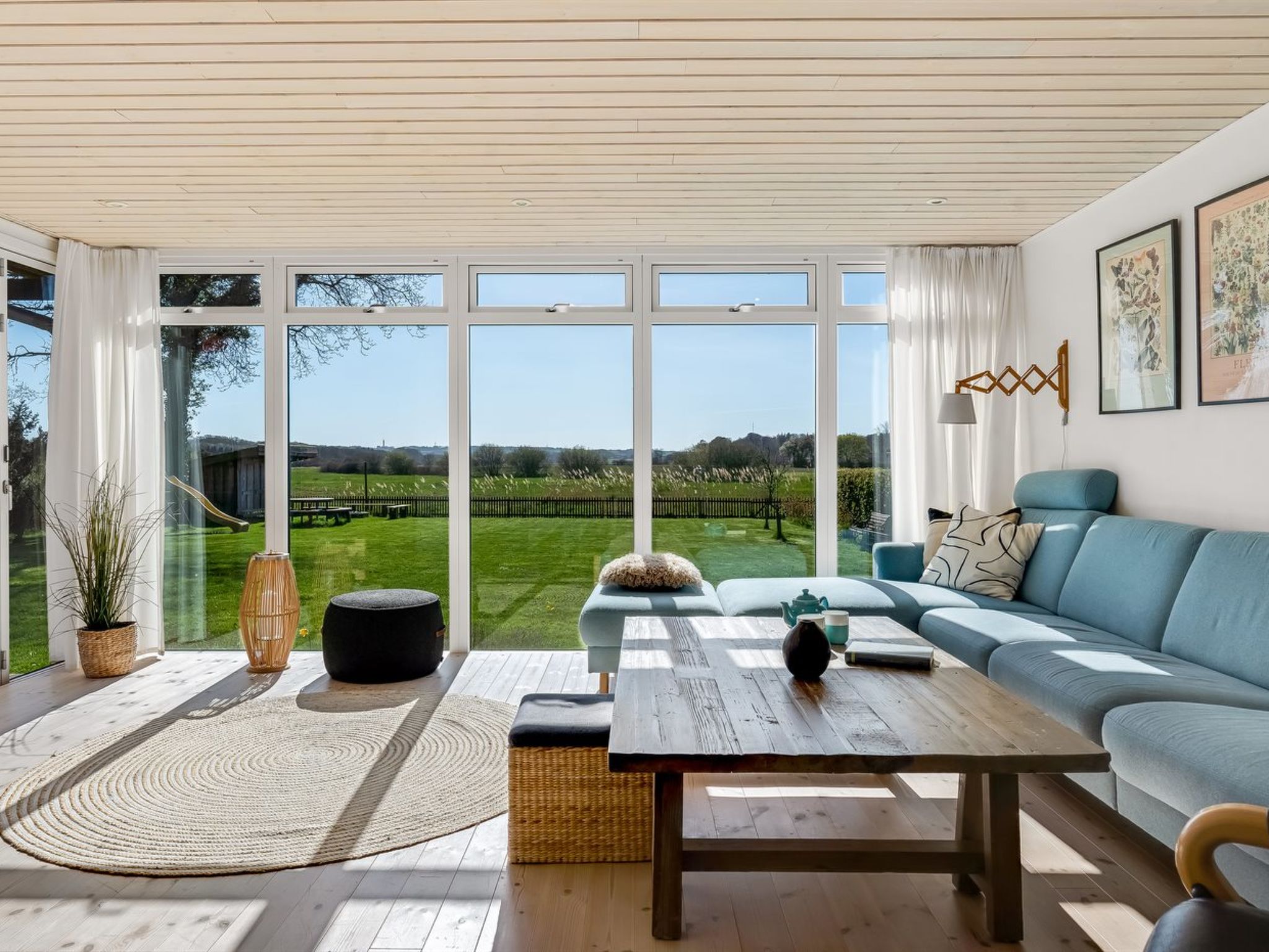 "Sinnika" - 550m from the sea - Binnen