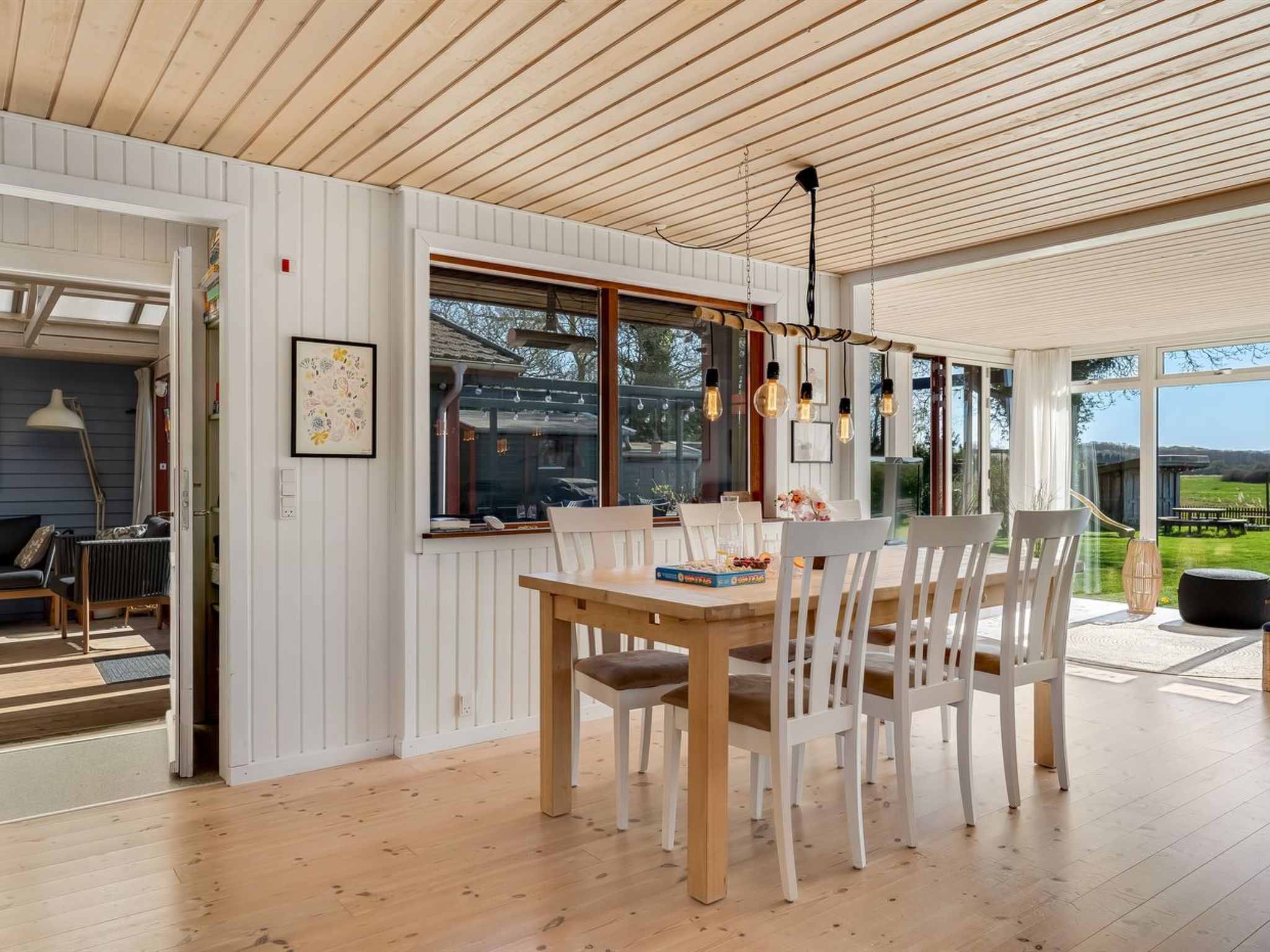 "Sinnika" - 550m from the sea - Binnen