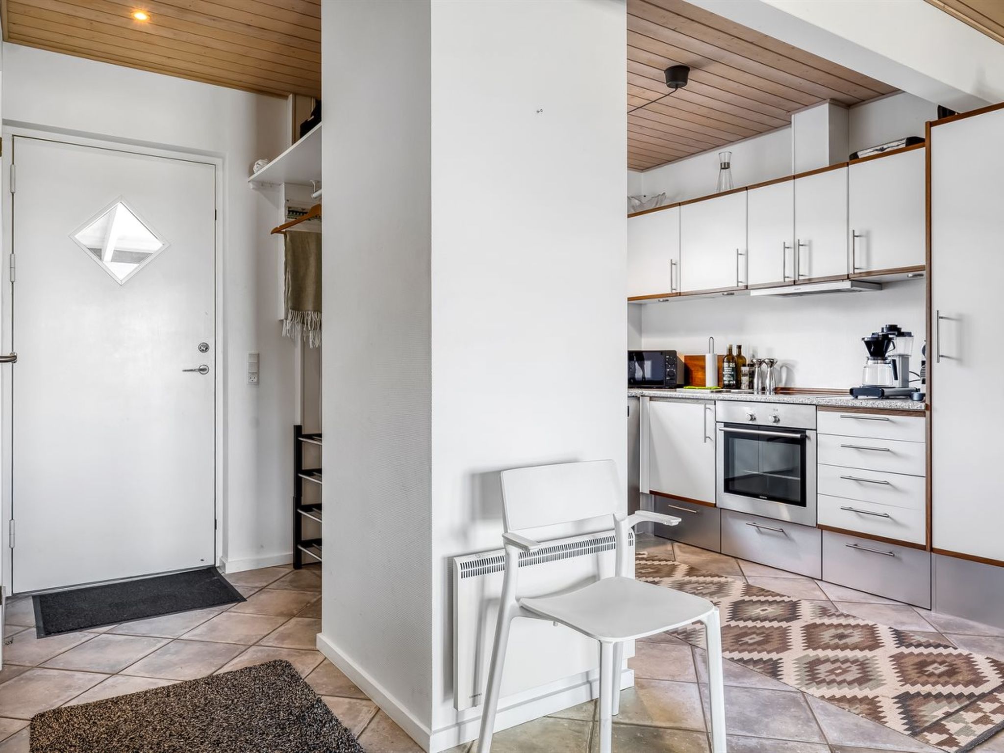 "Alli" - 100m from the sea - Inside