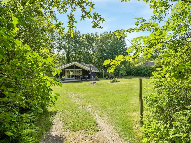 6-persoons vakantiehuis aan het meer in Give met open haard in Give