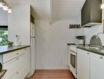 "Yngve" - 56.5km from the sea