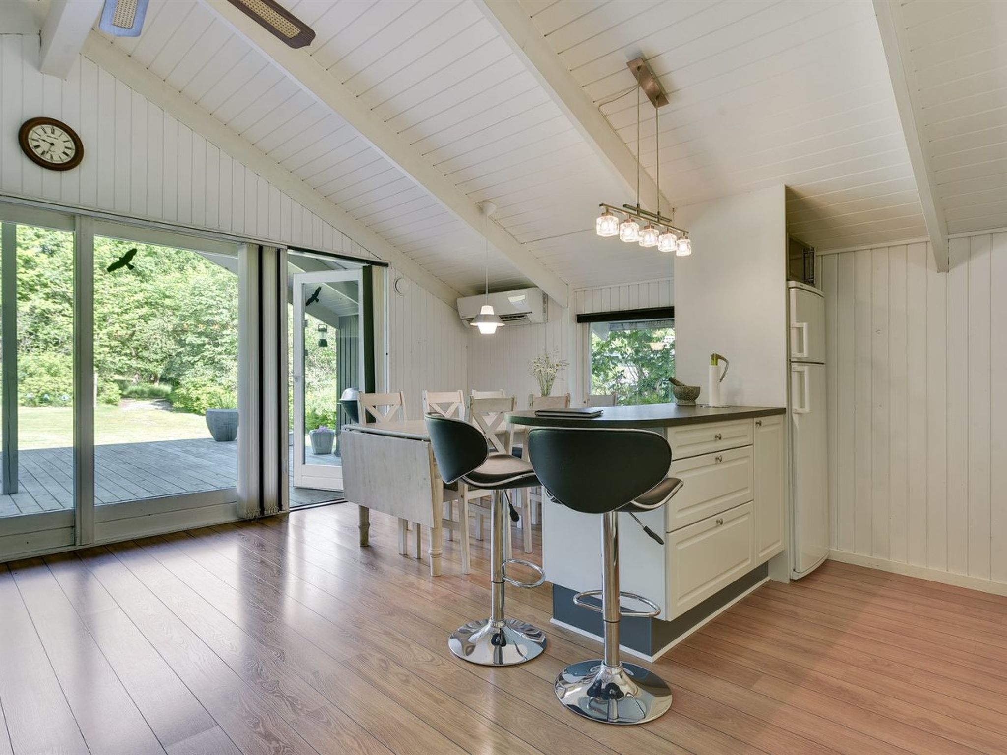 "Yngve" - 56.5km from the sea-Binnen