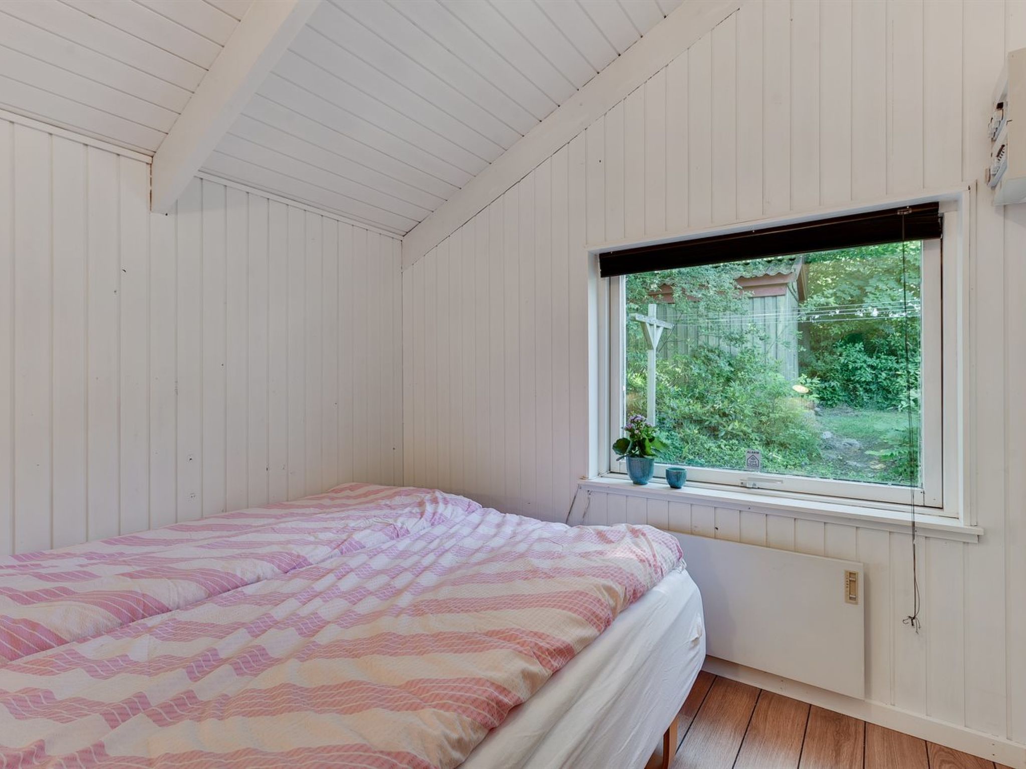 "Yngve" - 56.5km from the sea - Binnen