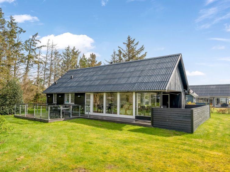 Search and Stay destination Vemb, Denmark from . "Aleida" - 100m to the inlet in Western Jutland