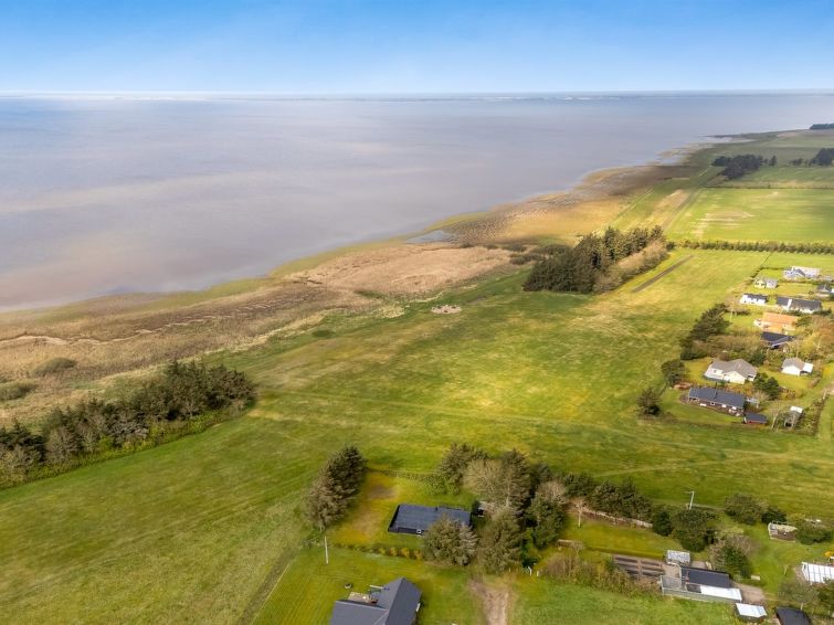 Search and Stay destination Vemb, Denmark from . "Aleida" - 100m to the inlet in Western Jutland