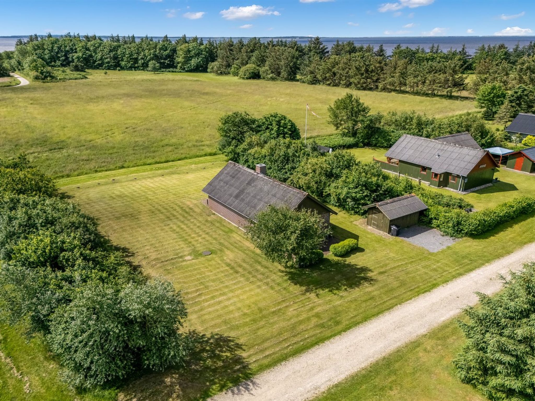 "Arlin" - 380m to the fjord - Buiten
