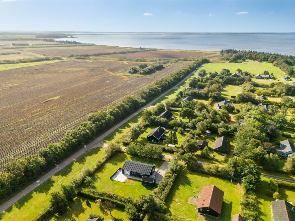 'Anja' - 550m to the fjord