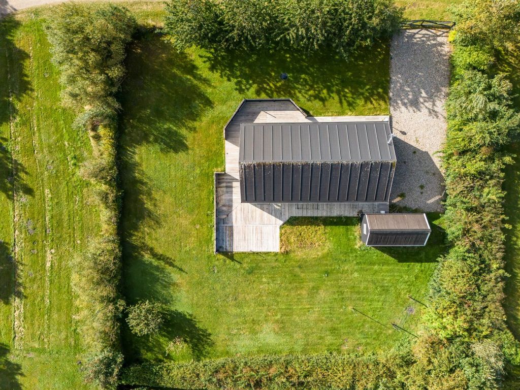 'Anja' - 550m to the fjord