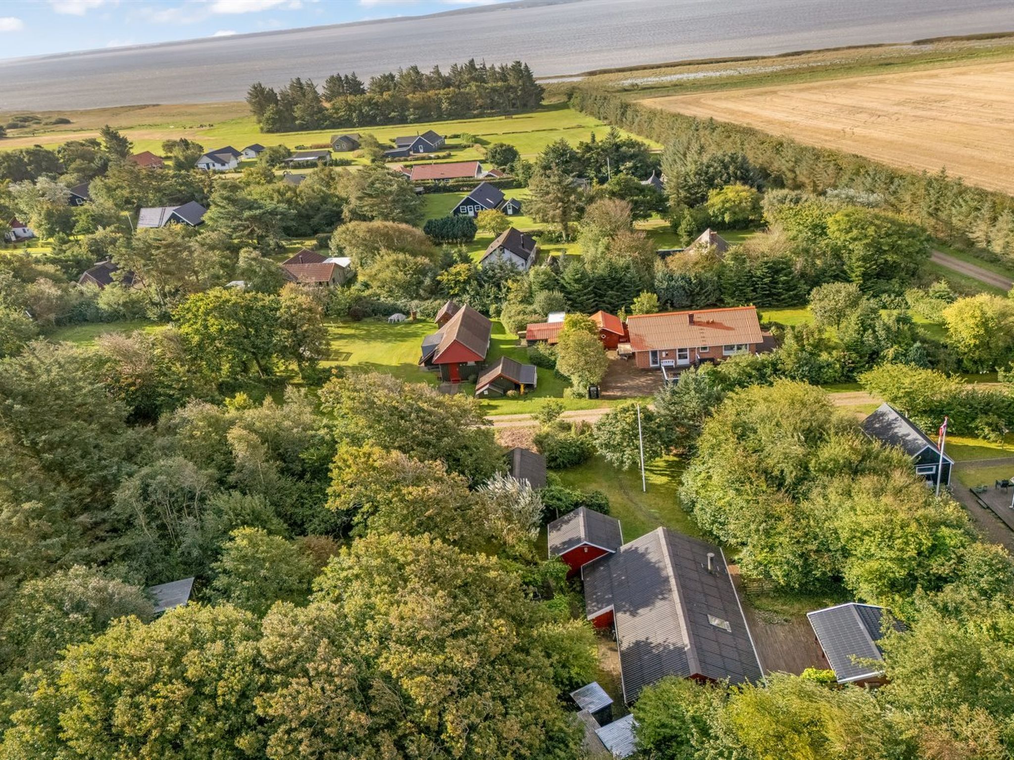 "Elea" - 450m to the fjord-Buiten
