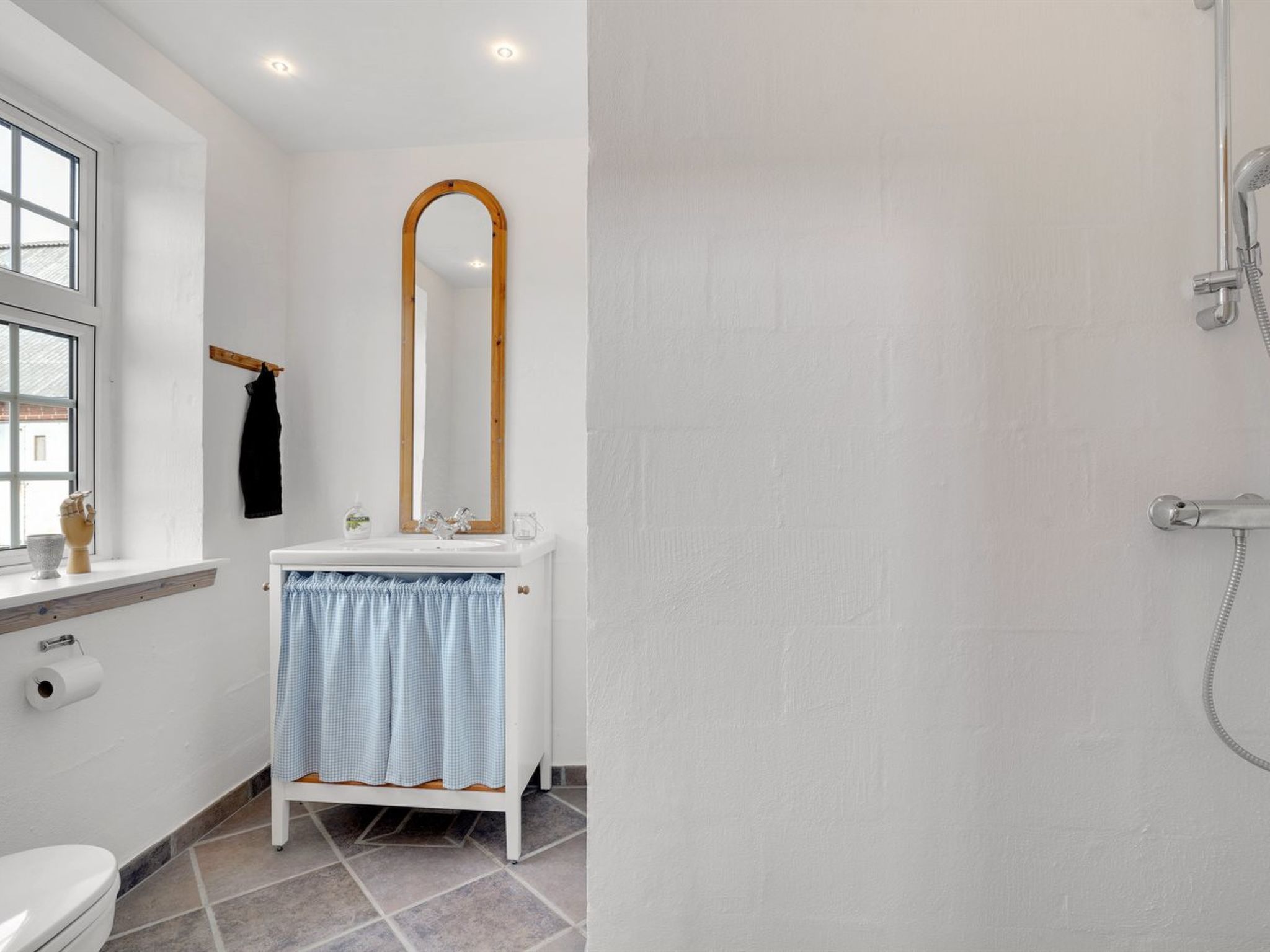 "Thorge" - 75m to the fjord-Binnen