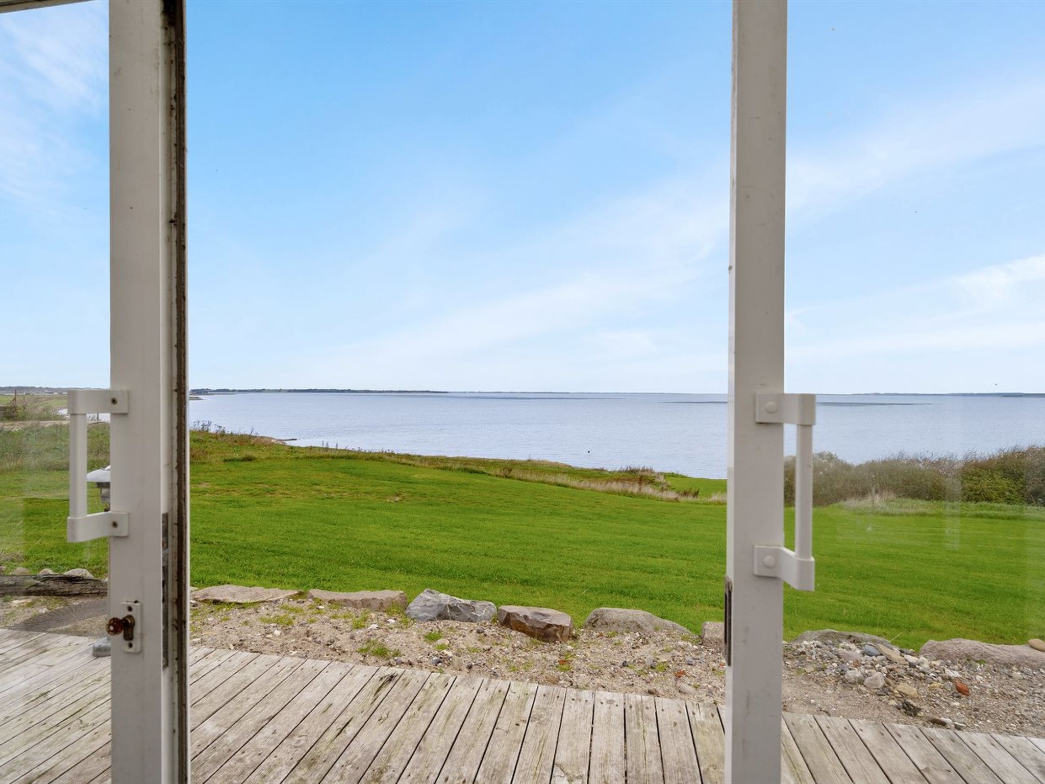 "Thorge" - 75m to the fjord-Buiten