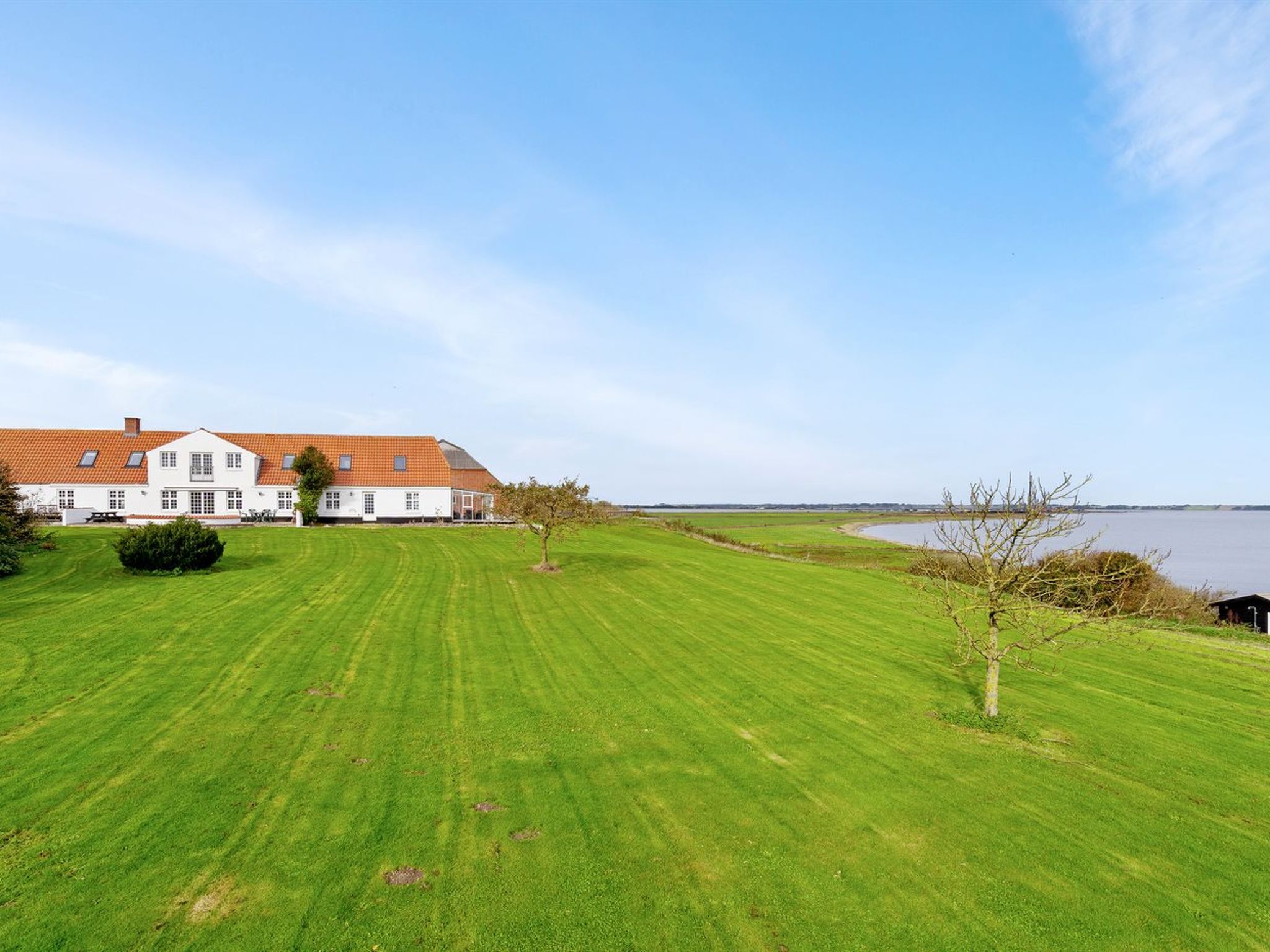 "Thorge" - 75m to the fjord - Buiten