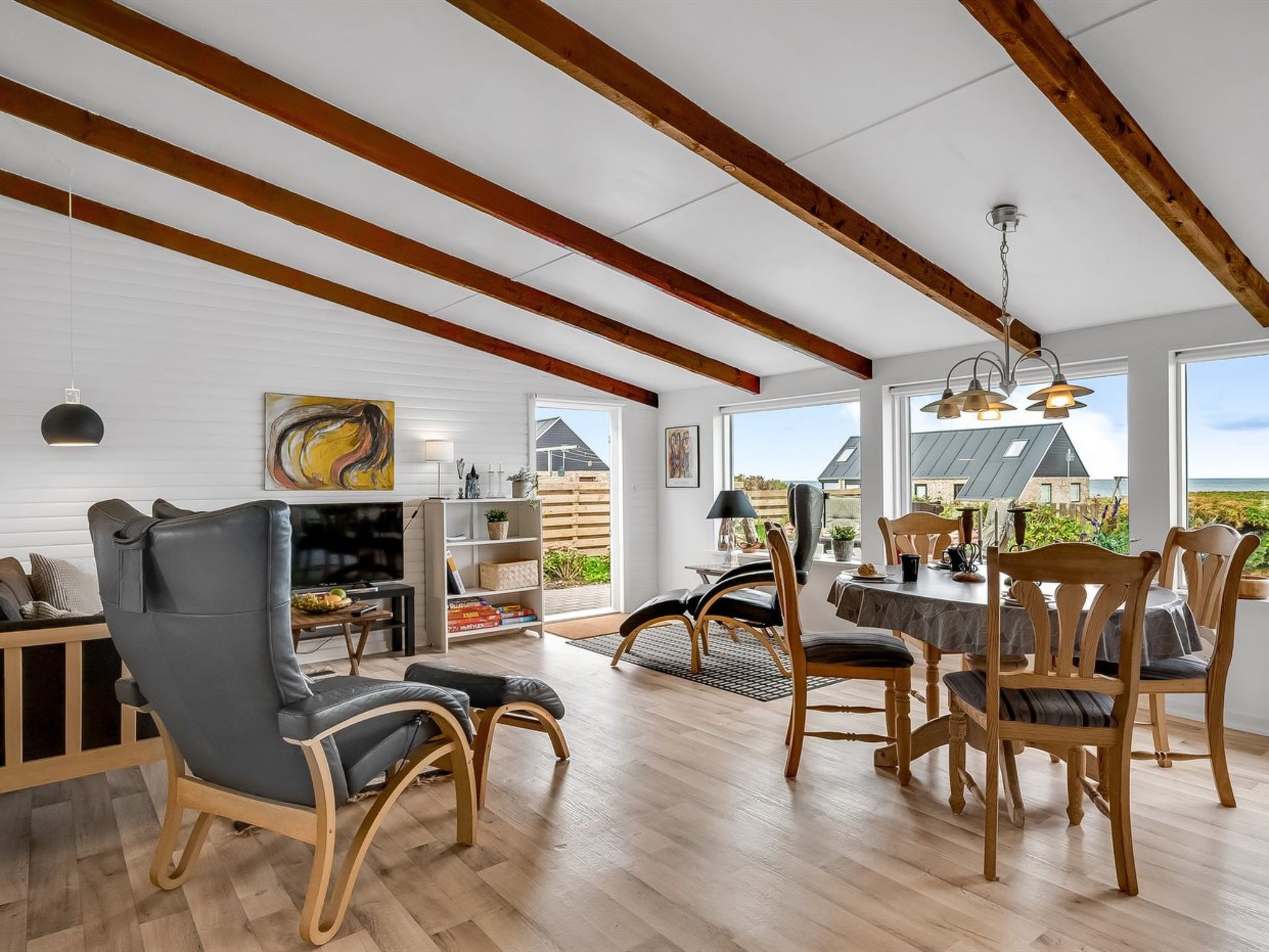"Larentius" - 200m from the sea-Binnen