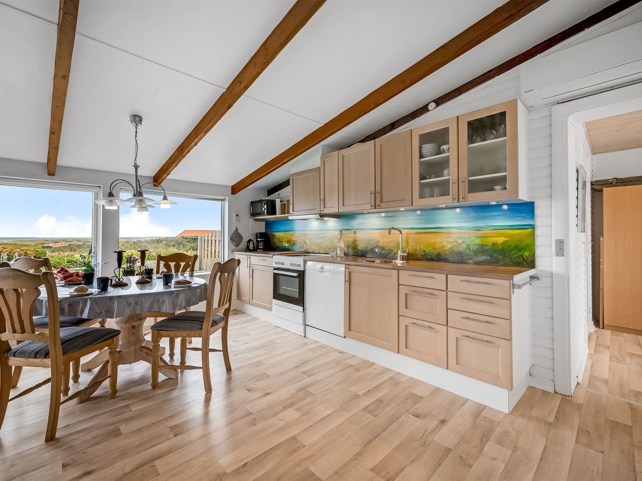 "Larentius" - 200m from the sea-Binnen