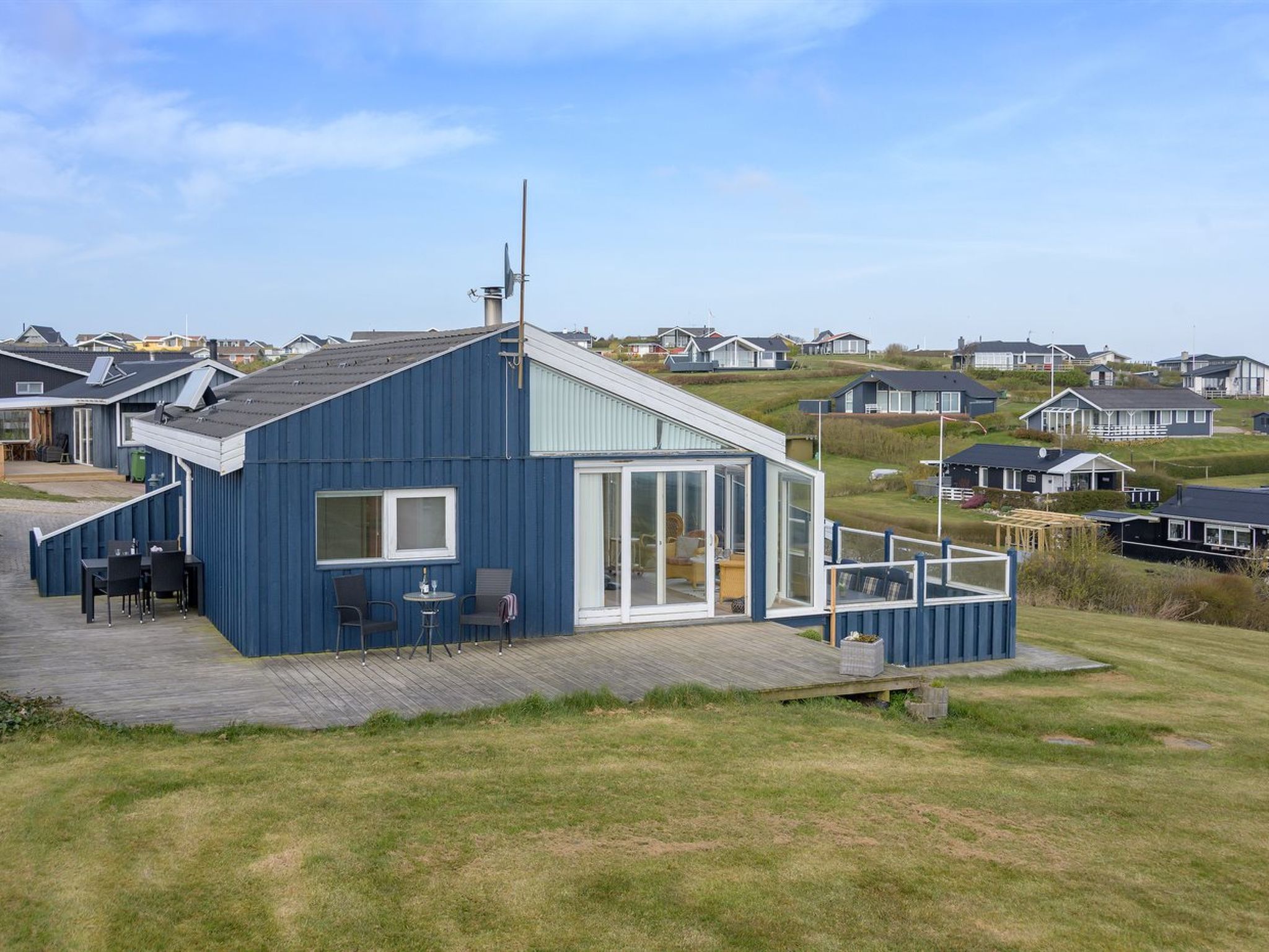 "Rajna" - 95m to the fjord - Buiten