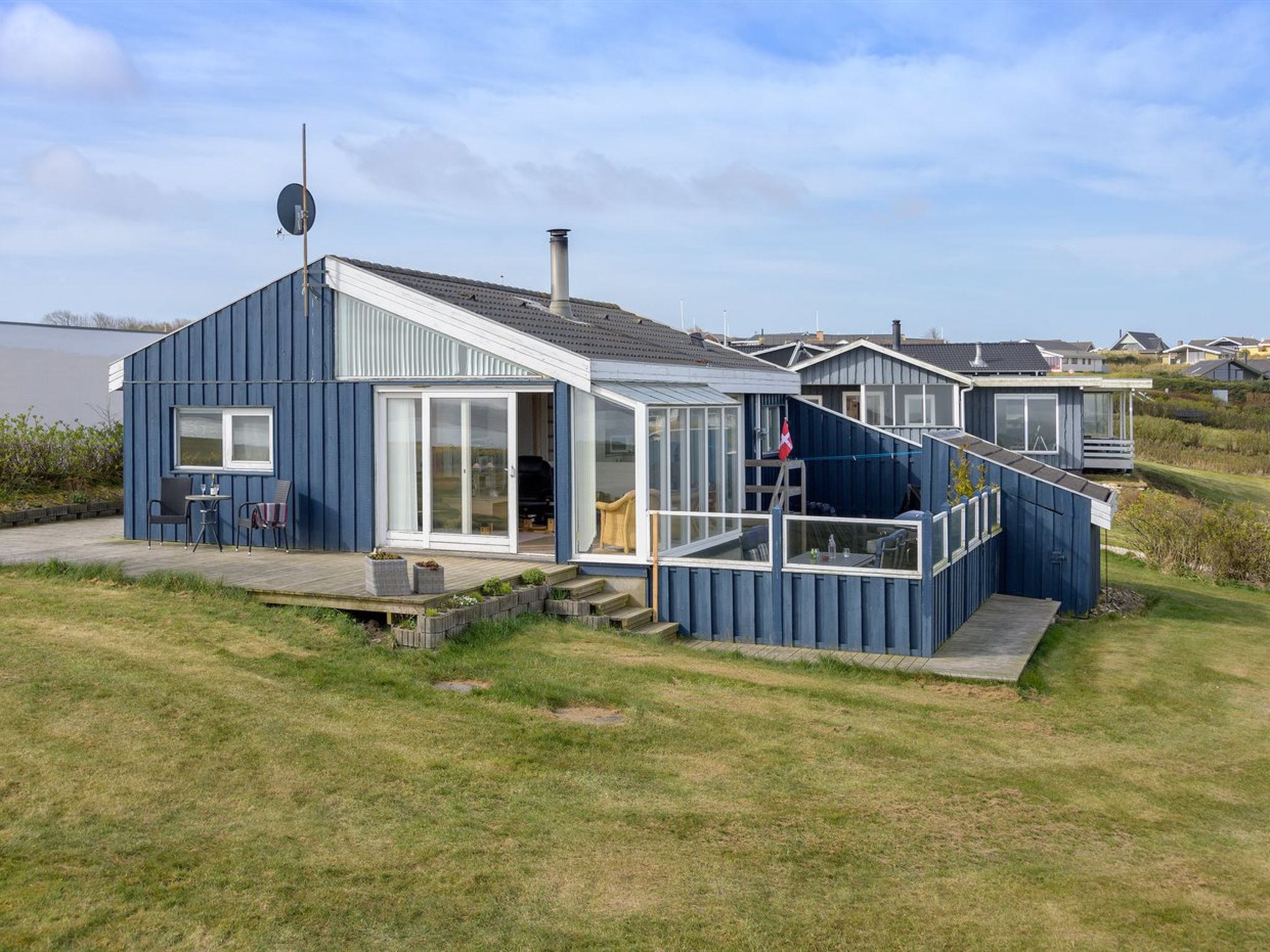 "Rajna" - 95m to the fjord-Buiten