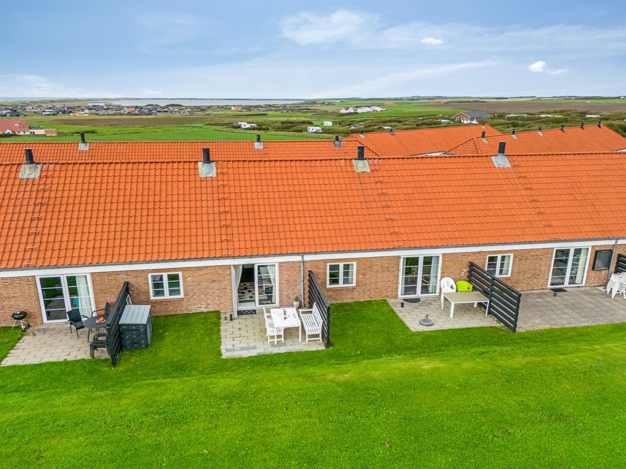 "Smeralda" - 200m from the sea-Buiten