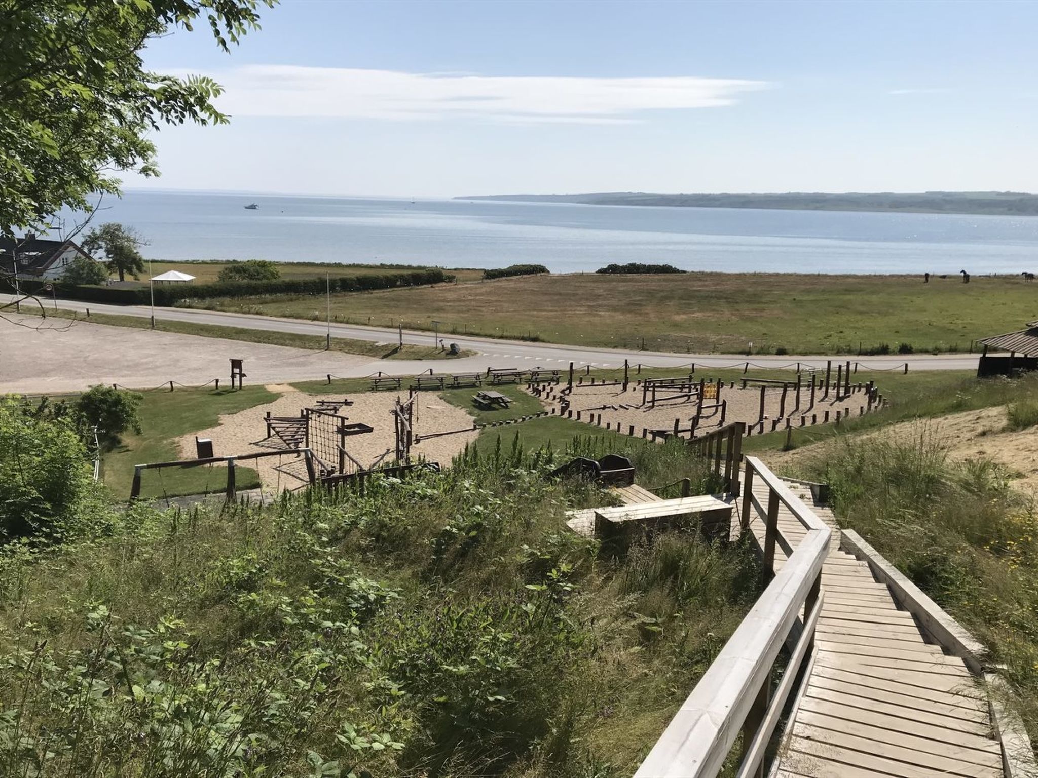 "Tanna" - 330m to the fjord-Buiten