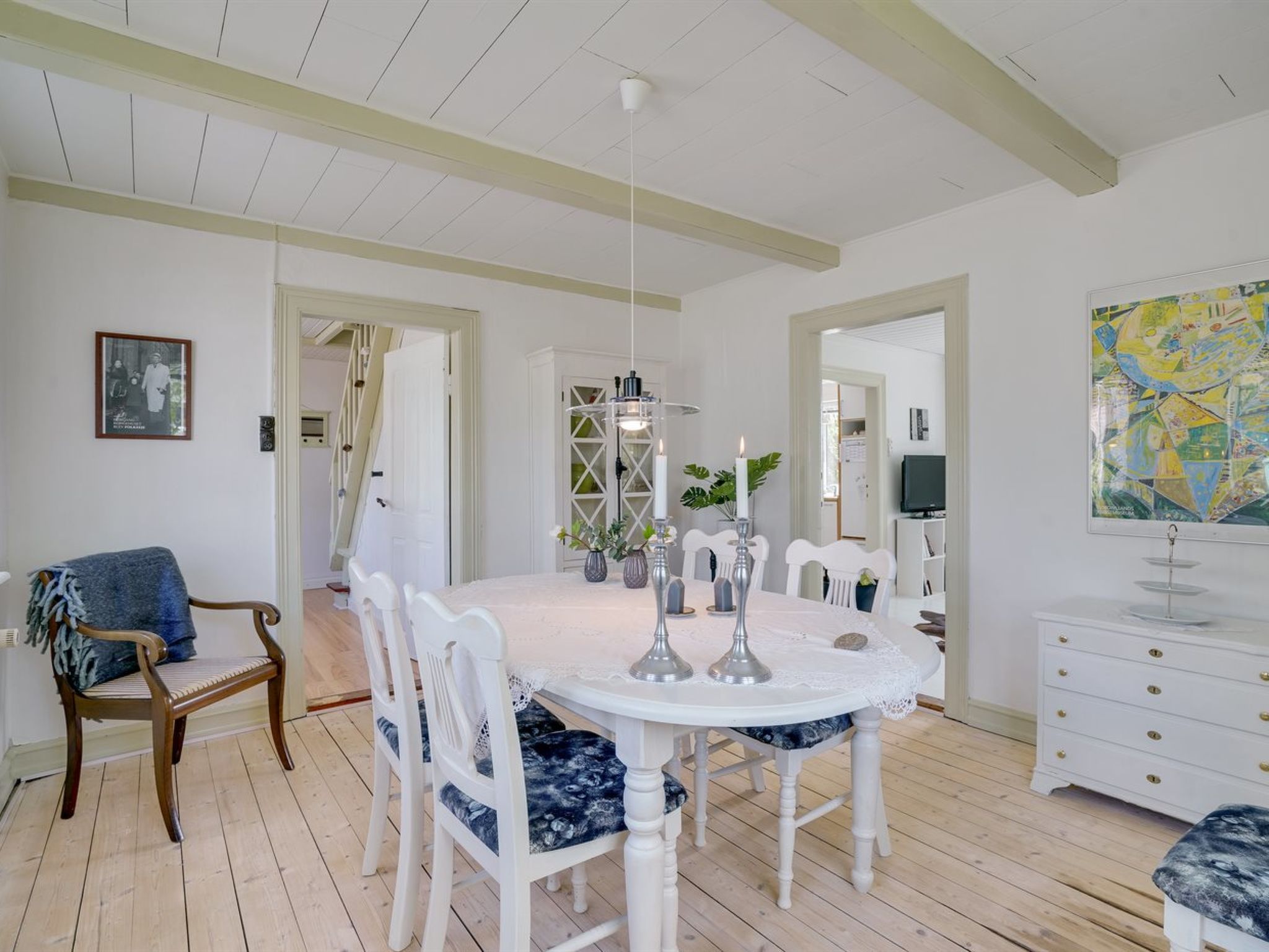 "Nevis" - 1.5km from the sea - Binnen