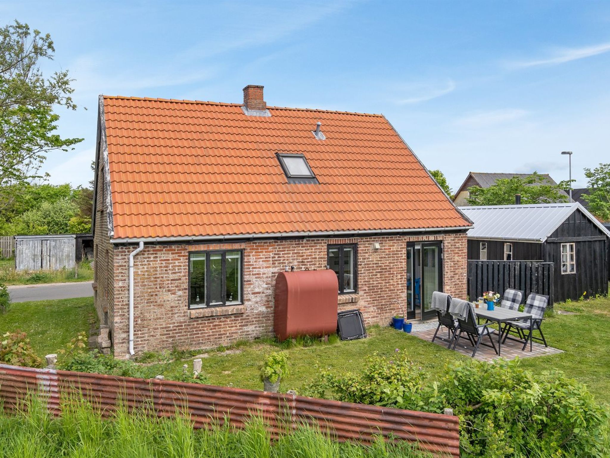 "Nevis" - 1.5km from the sea - Buiten