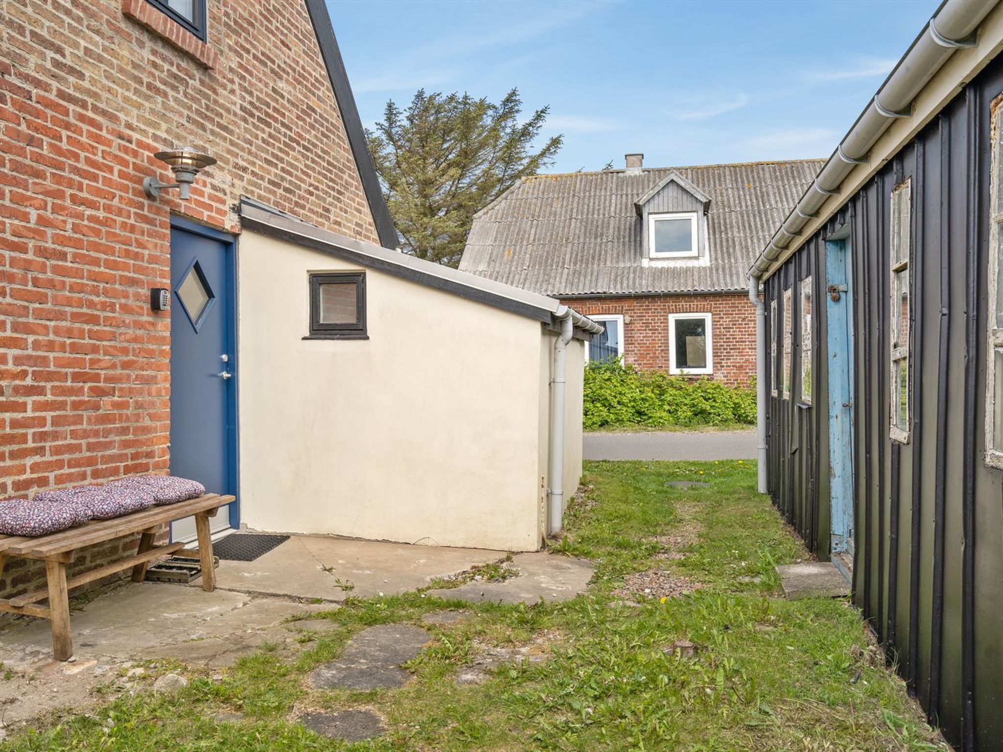 "Nevis" - 1.5km from the sea - Buiten