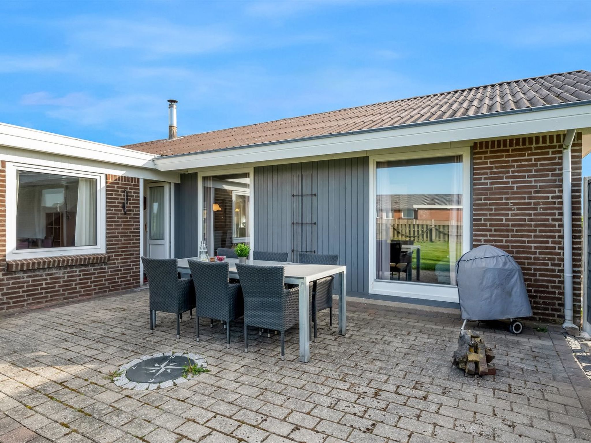 "Mads" - 400m from the sea - Buiten