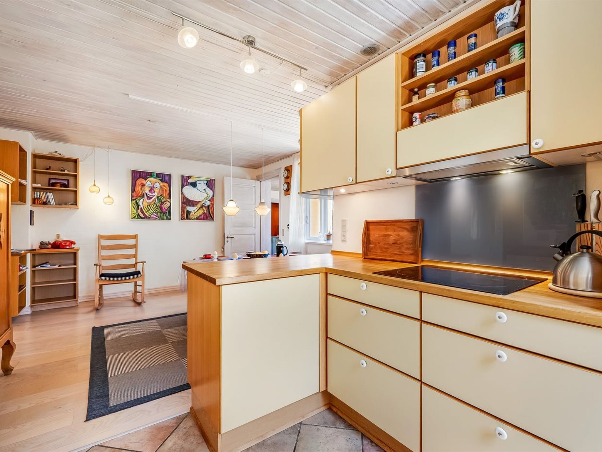 "Kajsa" - 6km from the sea-Drinnen