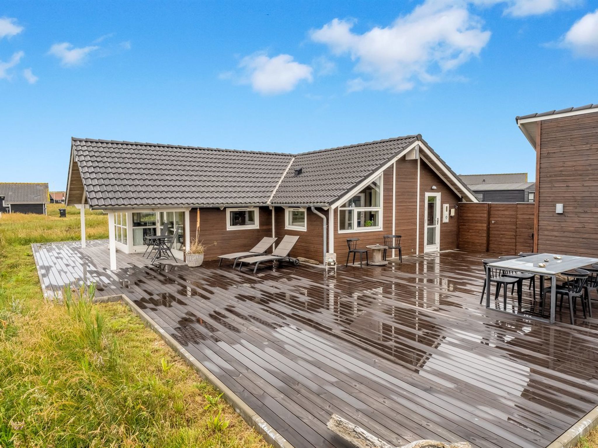 "Märta" - 250m from the sea - Draußen