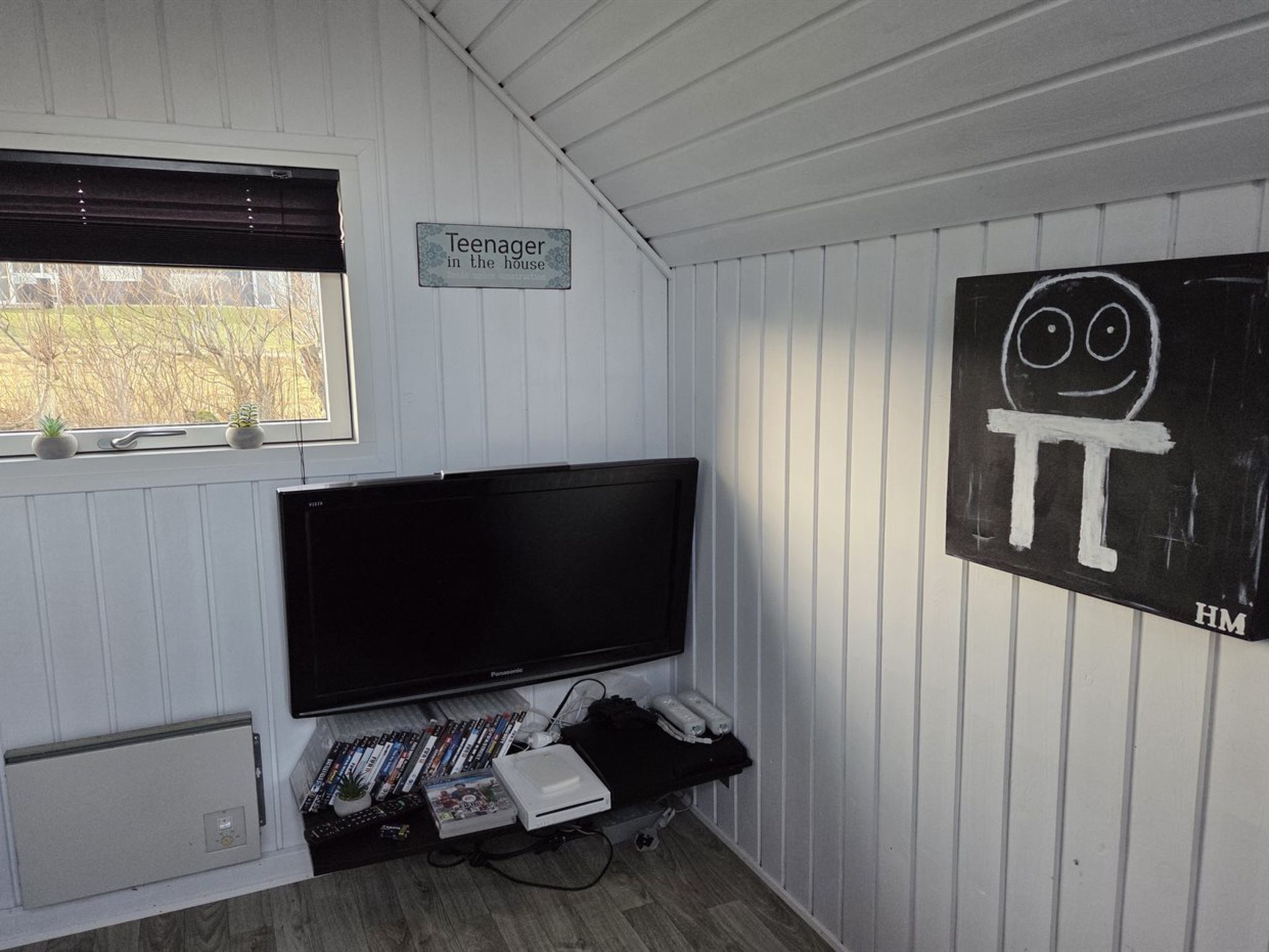 "Arold" - 600m to the fjord - Drinnen