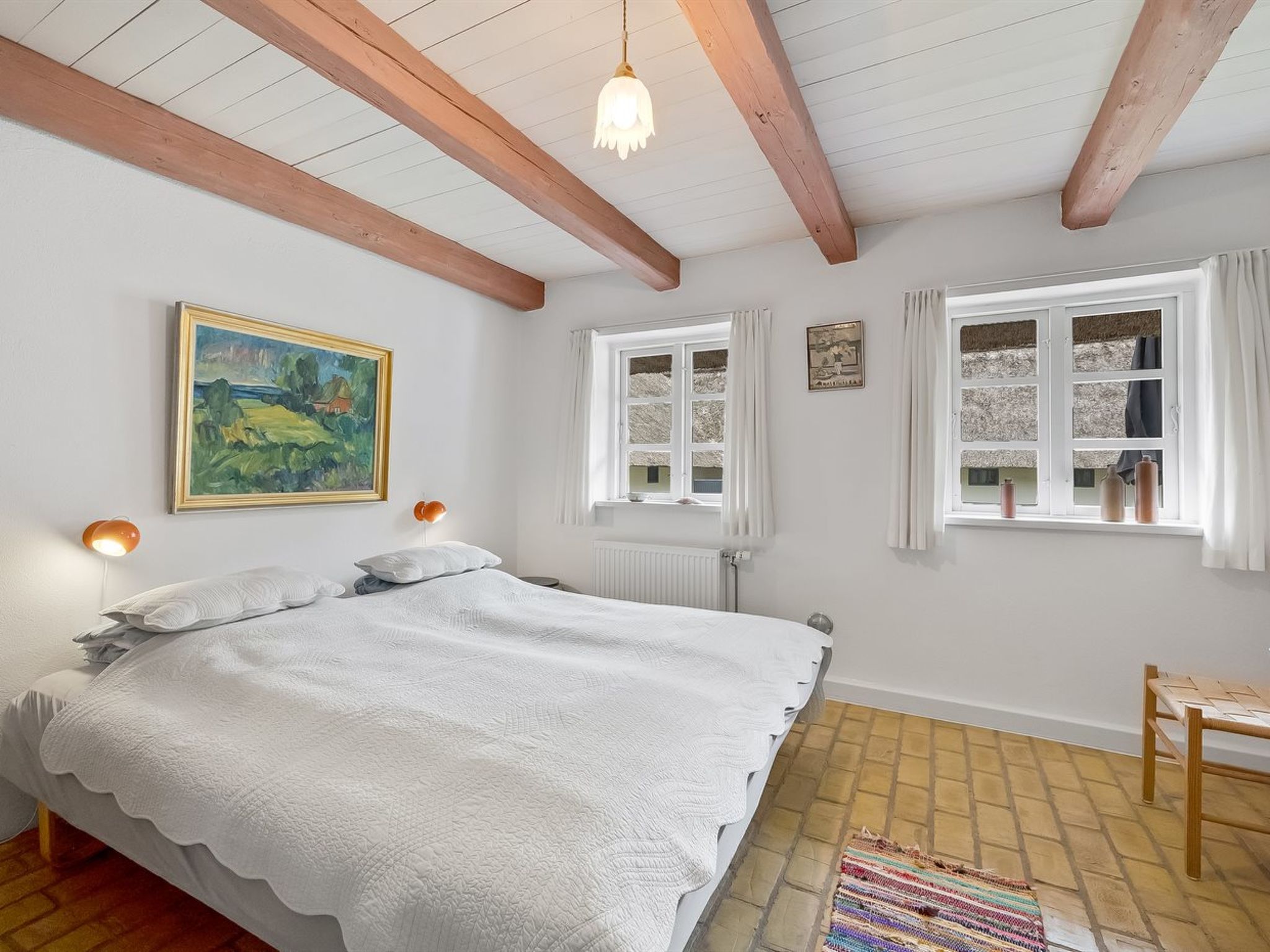 "Tatiane" - 10km from the sea - Binnen