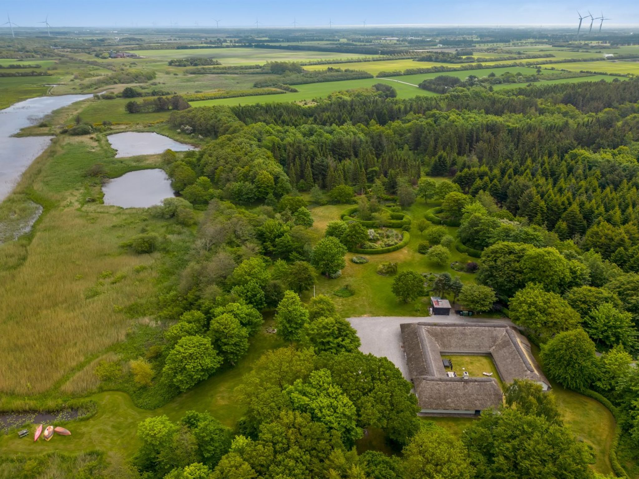 "Tatiane" - 10km from the sea - Buiten