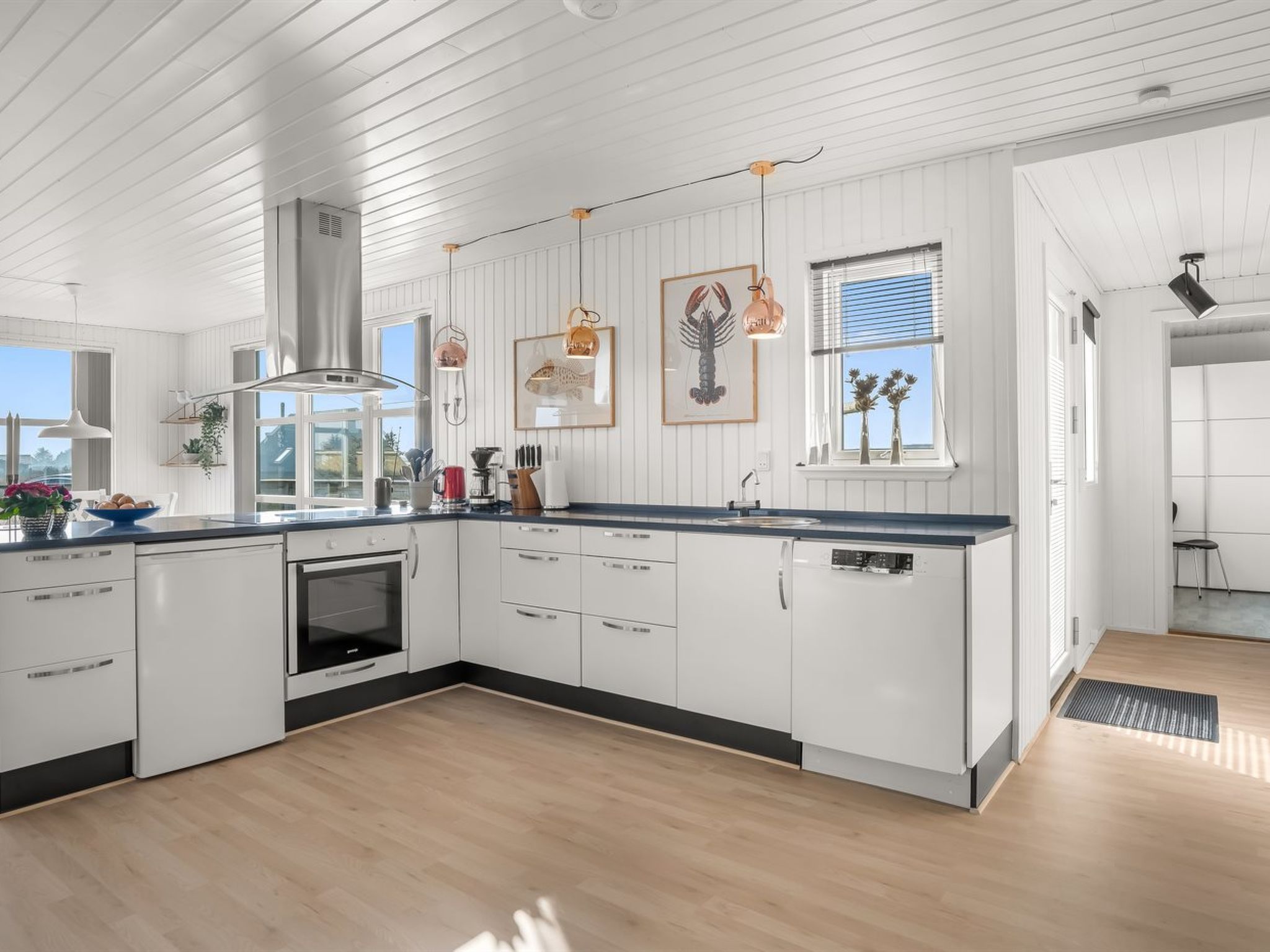 "Withger" - 300m from the sea