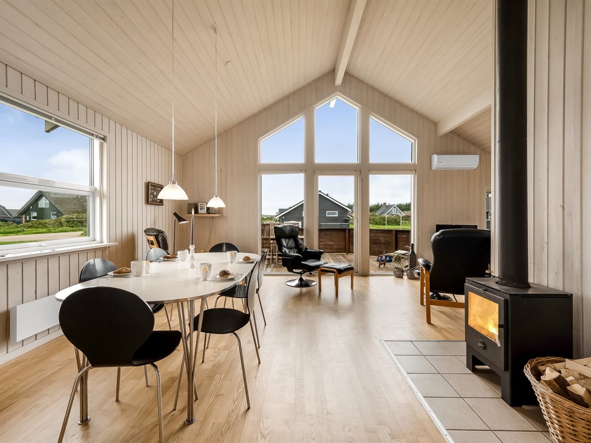 "Erland" - 500m from the sea - Drinnen