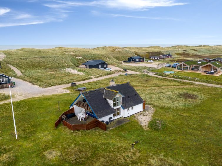 Search and Stay destination Harboøre, Denmark from . "Eringisl" - 50m from the sea in Western Jutland