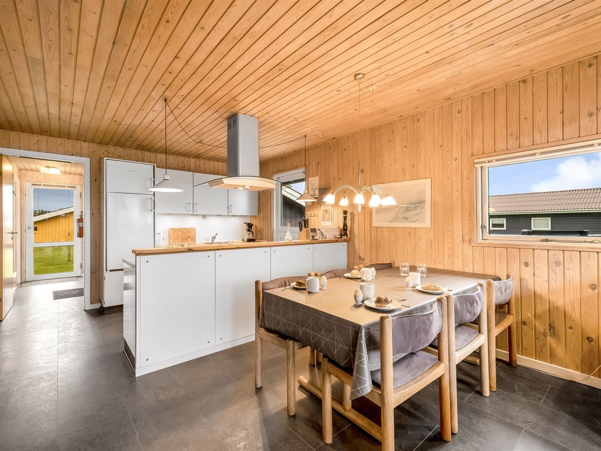 "Odmar" - 300m from the sea - Drinnen