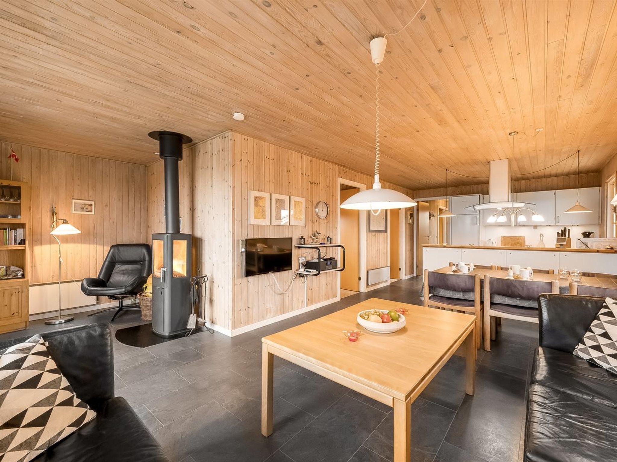 "Odmar" - 300m from the sea - Drinnen